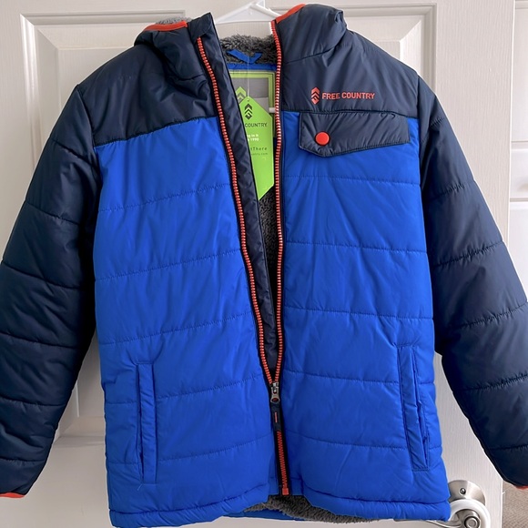 Free Country boys warm coat size medium, 10/12. New with tags. - Picture 1 of 6